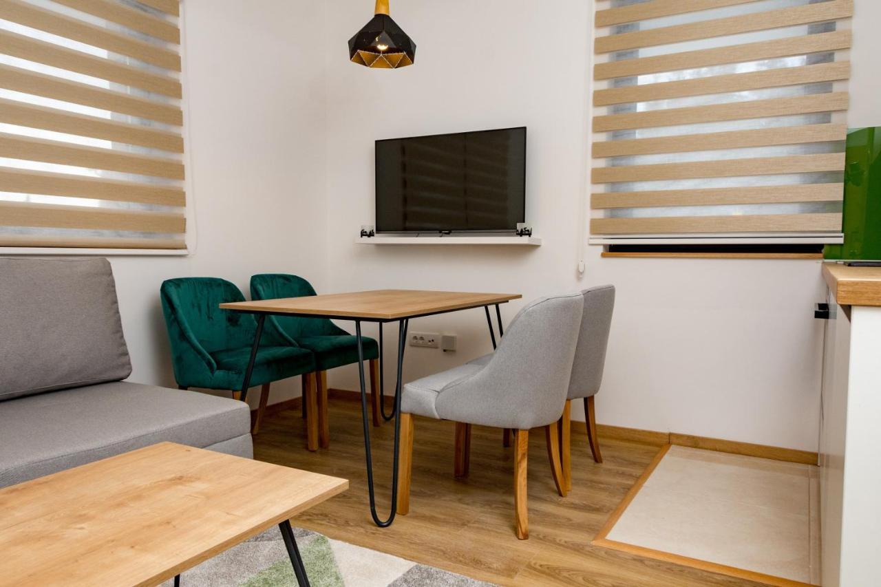 Apartmani Kamavu Jahorina Exteriör bild