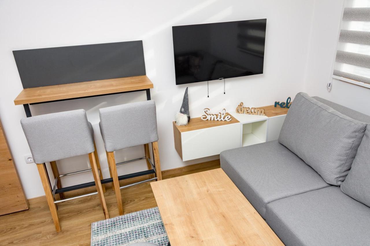 Apartmani Kamavu Jahorina Exteriör bild
